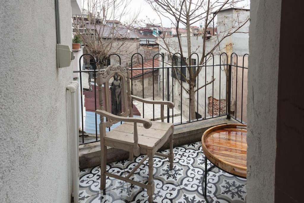 Historic Unique Town House Golden Horn Istanbul Apartment Bagian luar foto