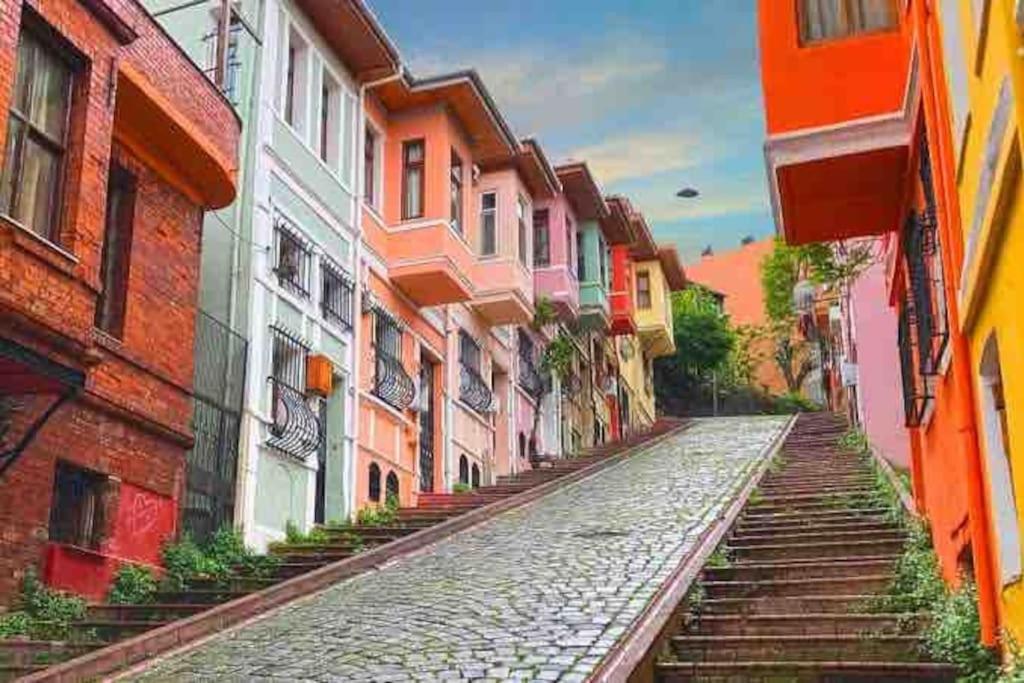Historic Unique Town House Golden Horn Istanbul Apartment Bagian luar foto